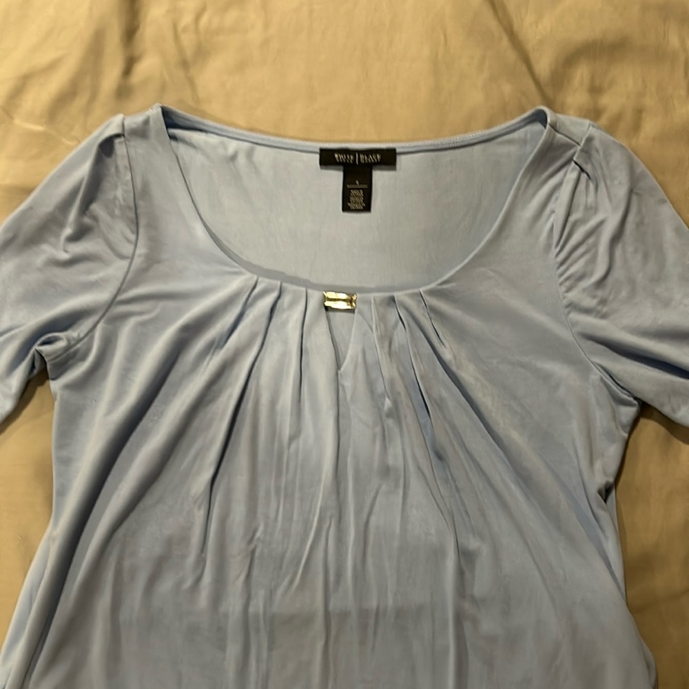 Light blue White House black market women’s short sleeve shirt.
